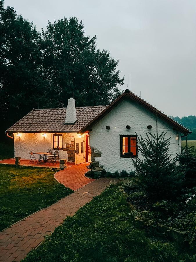 Bungalov Trapani Ruzova Exterior foto